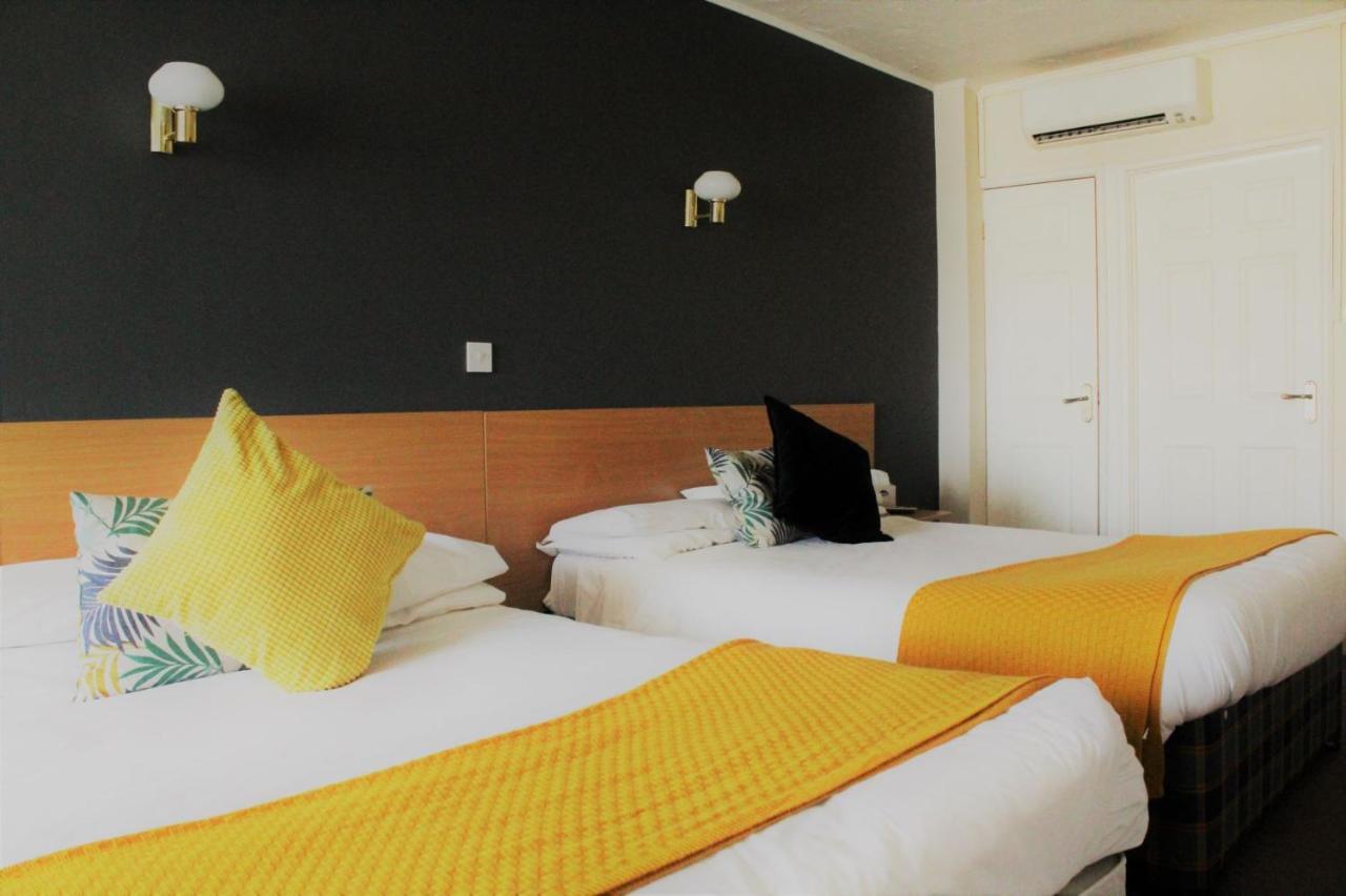 The Town & Country Lodge Dundry Ngoại thất bức ảnh