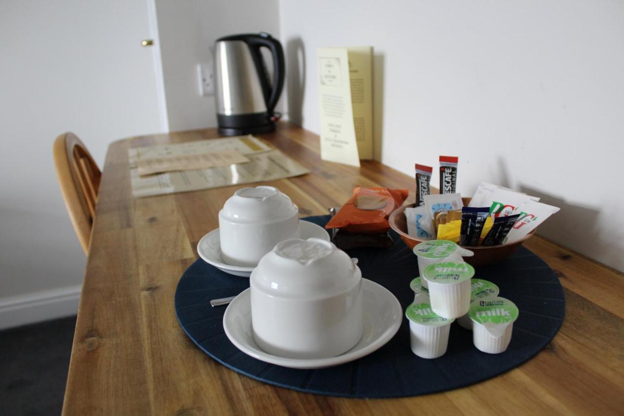 The Town & Country Lodge Dundry Ngoại thất bức ảnh