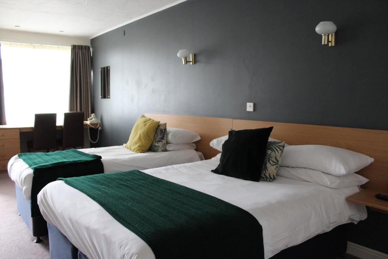 The Town & Country Lodge Dundry Ngoại thất bức ảnh